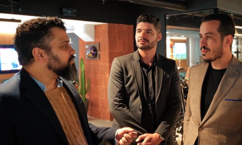 rafa prado falando com empresarios